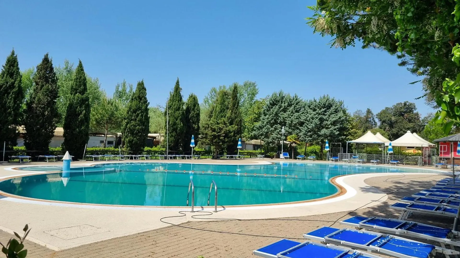 Chalet La Dolce Vita Viareggio Campsite