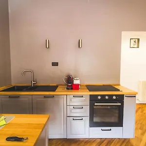 Apartment Getthekey S.felice Italien